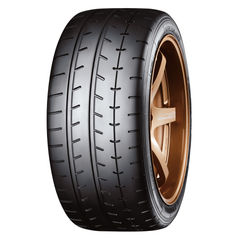 Yokohama Advan A052 Tyre