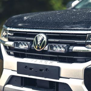Lazer Lamps Grille Integration Kit With Gen 2 Triple-R 750 Elite Lamps