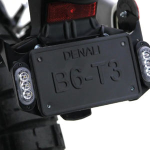 Denali T3 Modular Rear Switchback Signal Pods With Licence Plate Mounting Kit