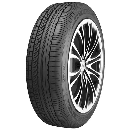 WORK Seeker FX + NANKANG AW1 215/50r17